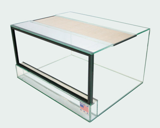 22″L x 17″D x 12″T Glass Venomous Reptile Terrarium