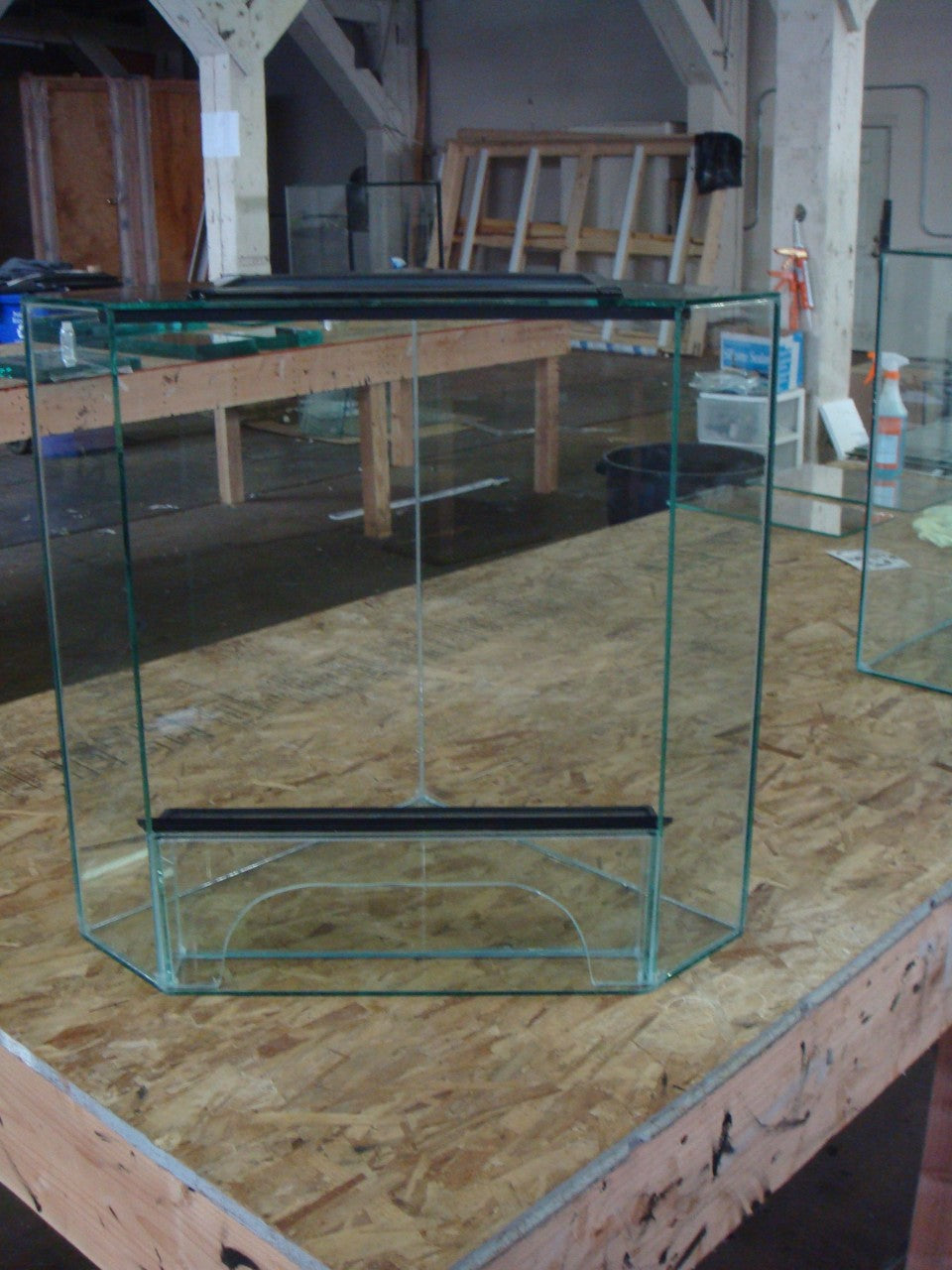 24″L x 24″D x 36″T Glass Corner Reptile Terrarium